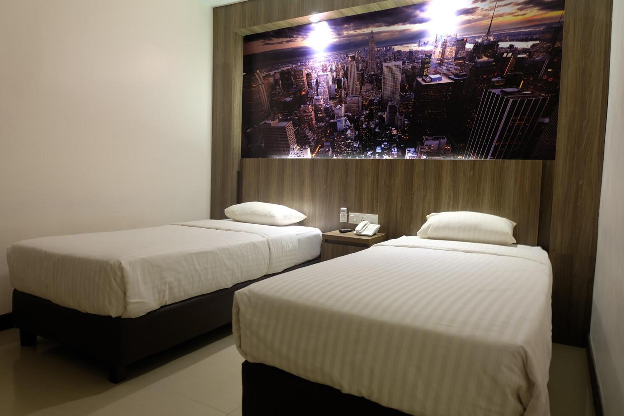Hotel My Home Sintang Buitenkant foto