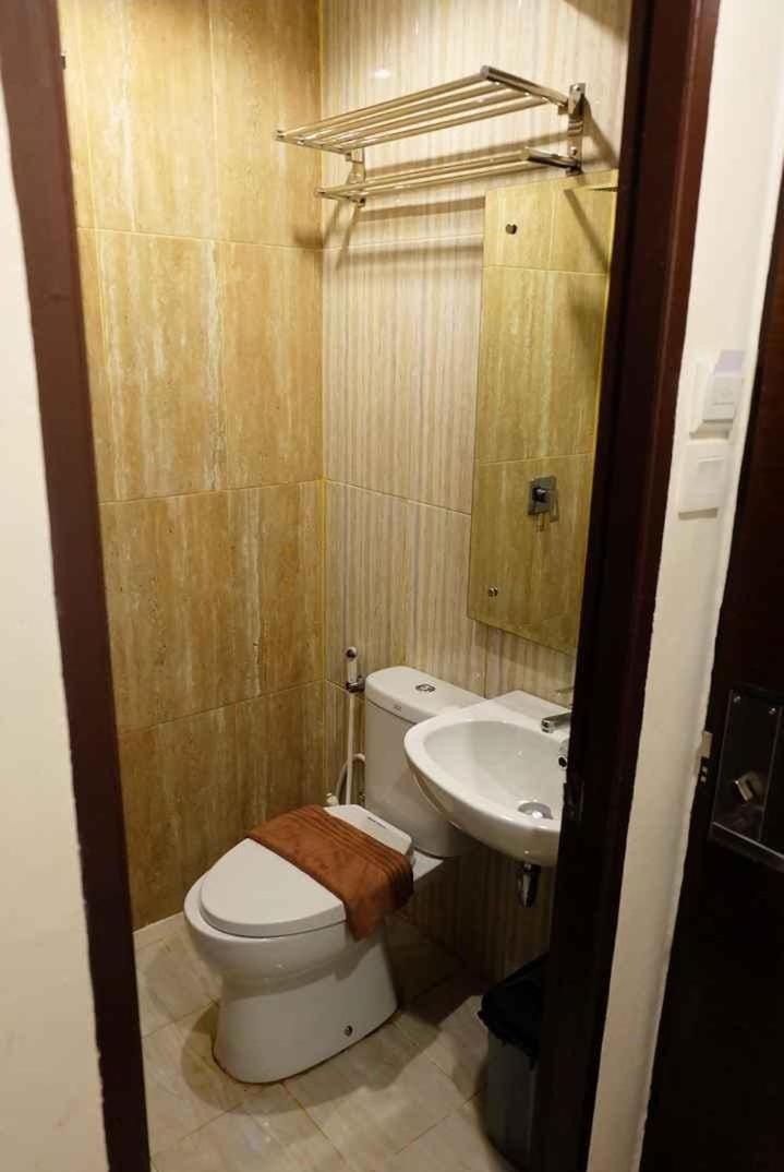 Hotel My Home Sintang Buitenkant foto